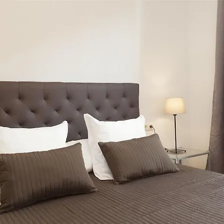 Apartment Easy Sleep Gaudi Terrace Barcelona
