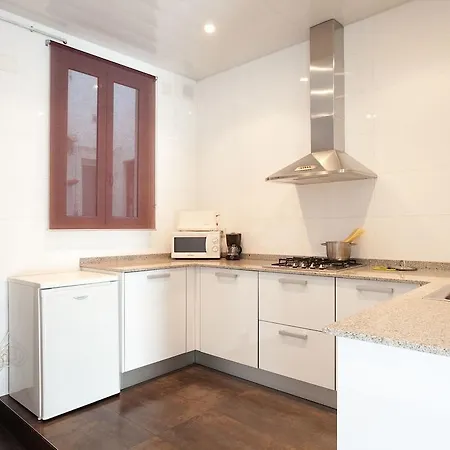 Apartment Easy Sleep Gaudi Terrace Barcelona