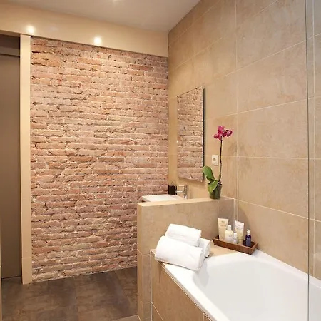 Easy Sleep Gaudi Terrace * ברצלונה
